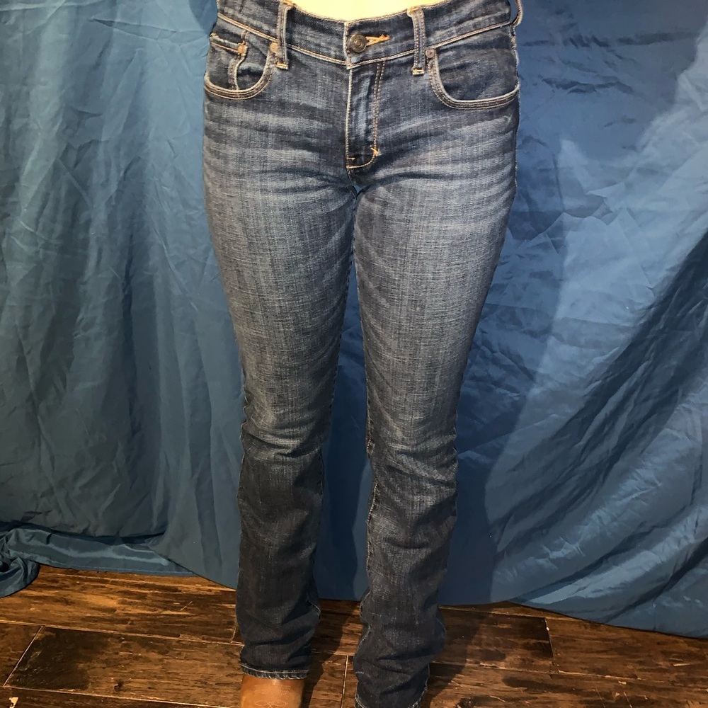 Boot cut jeans